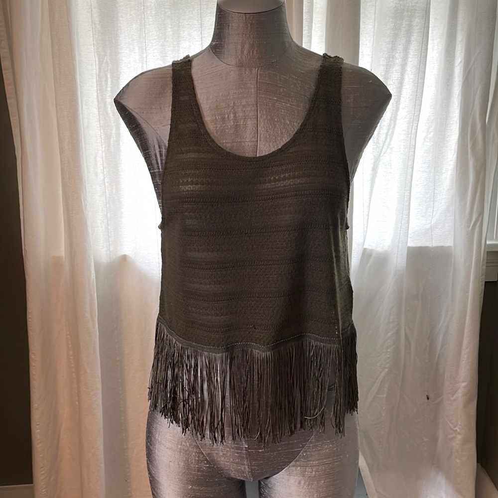 Fringe Olive Green H&M Crop Tank 💚